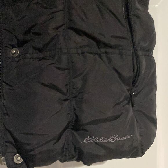 Eddie Bauer Women's Essential Goose Down Vest Black Size Medium - Picture 3 of 10